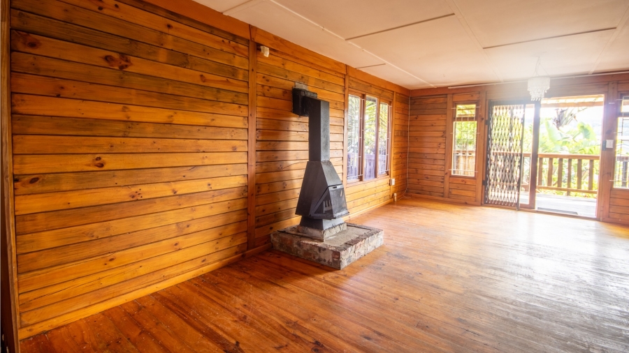 4 Bedroom Property for Sale in Sedgehill Western Cape